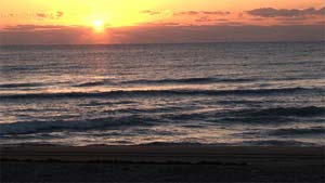 Ocean waves video is the hallmark of the ultimate relaxation dvd.