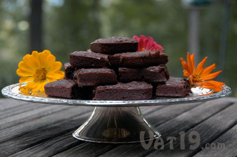 Yummy edge brownies!
