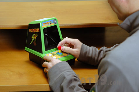 Frogger Classic Arcade Tabletop version