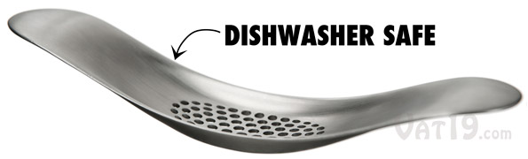 The Garlic Rocker is dishwasher safe.