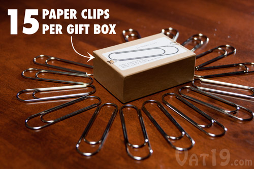 Set of 15 Jumbo Paper Clips in kraft gift box.
