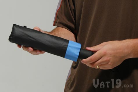 Thanks to its small size, the Blu Sky Umbrella is easily portable.