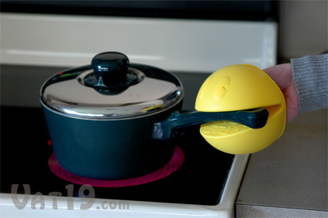 PAC-MAN Pot Holder in use