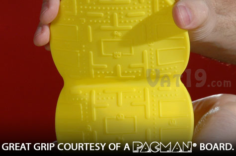 PAC-MAN Pot Holder has a great grip