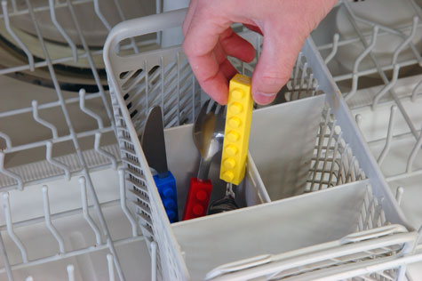 Snack and Stack Utensil Set is dishwasher safe