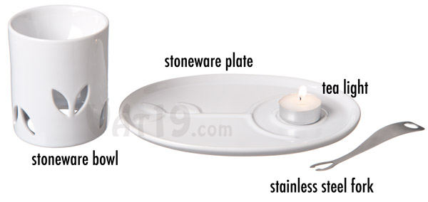 The Solo Fondue Set includes everything you need to enjoy a fondue snack.